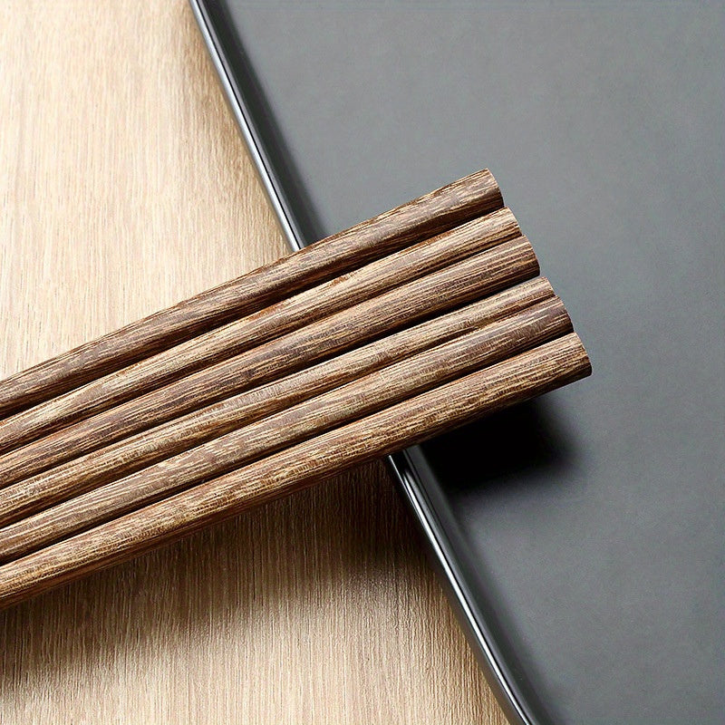 10 Pairs Gift Box Chicken Wing Wooden Chopsticks Home Use Unvarnished and Unwaxed Healthy Chopsticks Chinese Round Head Wooden Chopsticks