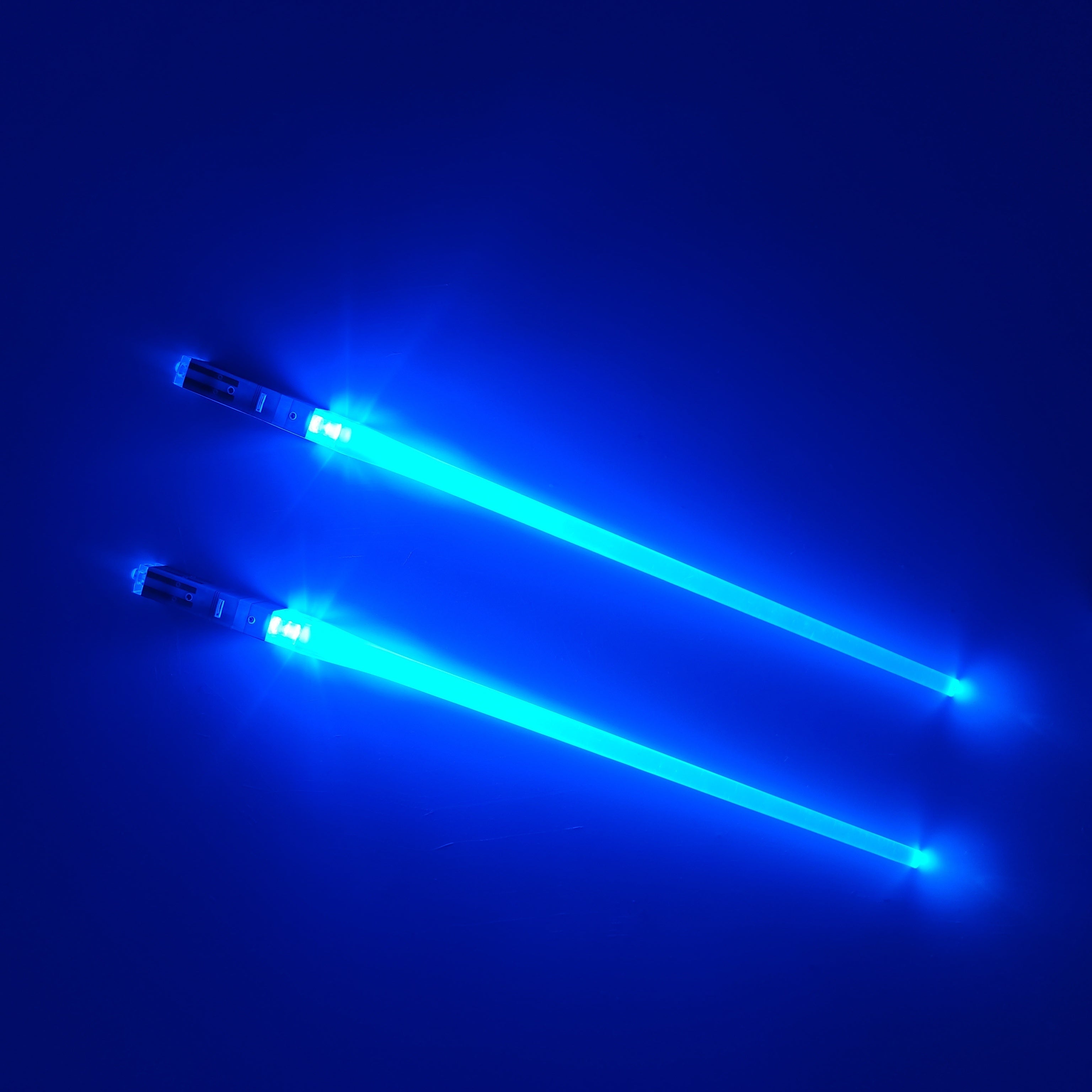 1 Pair Luminous LED Light Up Chopsticks, ABS Material, Polished Flatware Finish, Multi-Color Glow Sticks for Christmas, Halloween, New Year Festivities