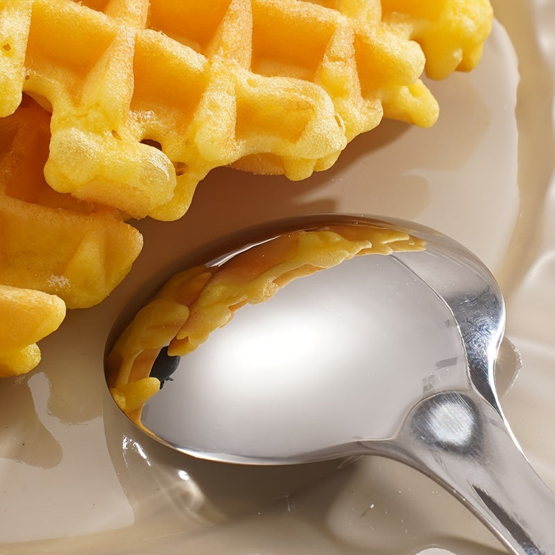 3pcs stainless steel spoon and fork set, the short-handled small round spoon can be used as an ice cream spoon or a dessert spoon, simple and durable, and it is a portable tableware set for outdoor picnics, camping and traveling.