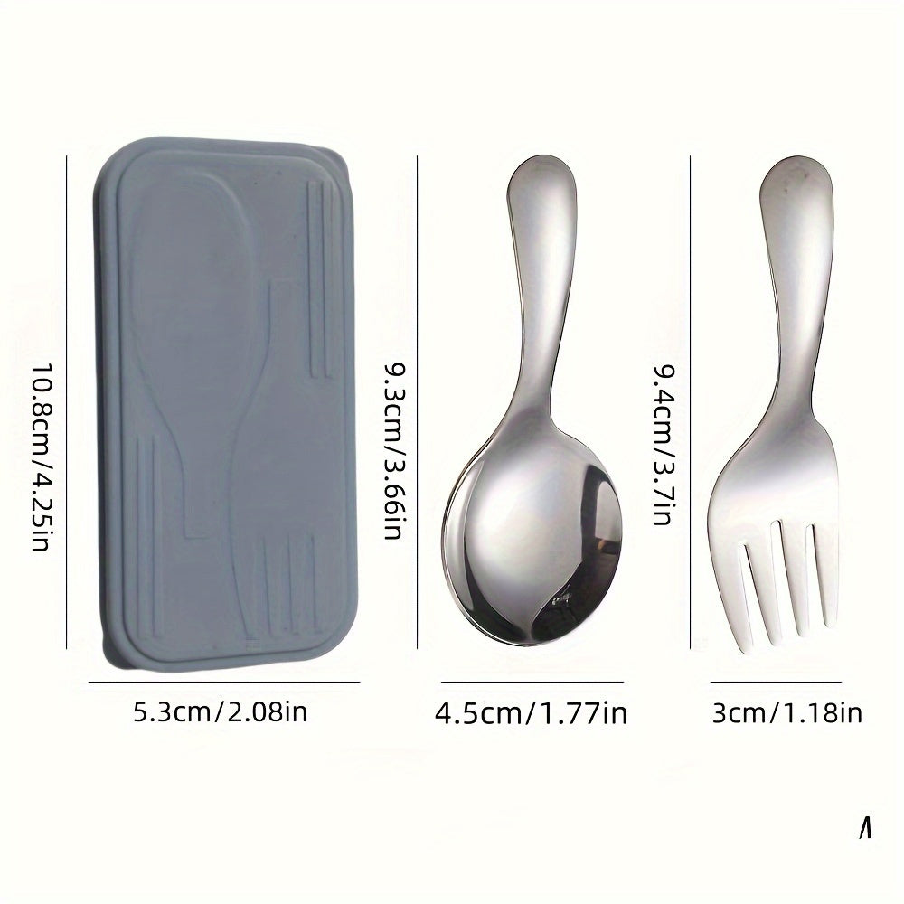 3pcs stainless steel spoon and fork set, the short-handled small round spoon can be used as an ice cream spoon or a dessert spoon, simple and durable, and it is a portable tableware set for outdoor picnics, camping and traveling.