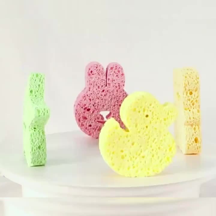 4pcs Adorable Cartoon Animal Bath Sponges - Éponge à langer douce et délicate pour exfolier le visage et le corps, avec des motifs d'ours, de lapin, d'étoile et de canard, accessoire de bain